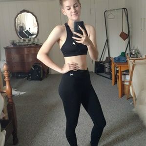 PINK yoga pants ❤️
